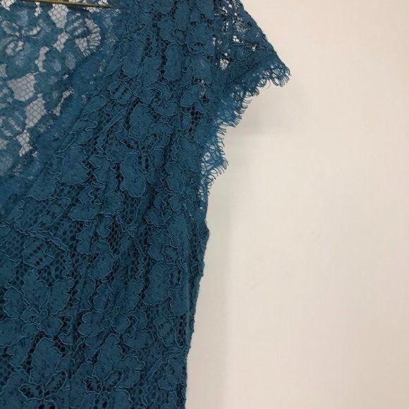 SOLD - Babaton Tobias teal lace dress size 8 - Picture 9 of 16